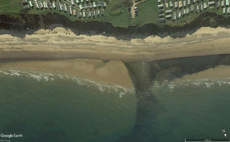 Flint band outcropping across the beach between Cromer and East Runton