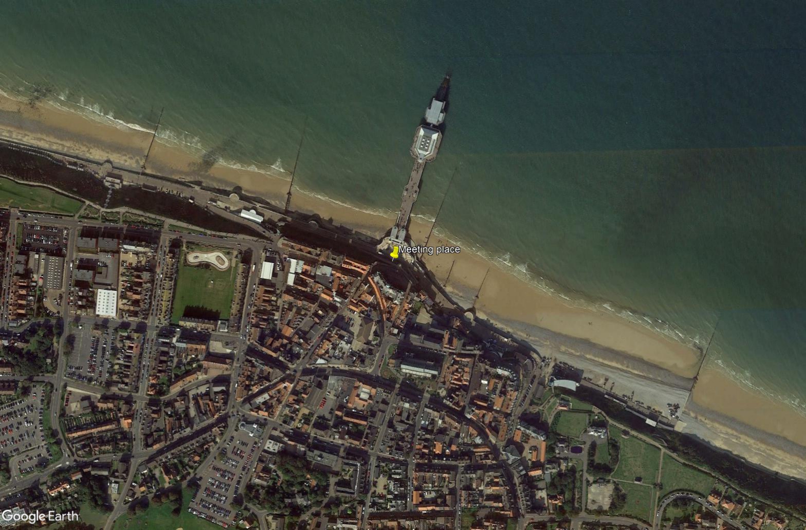 Cromer beach walk meeting place Cromer beach walk meeting place